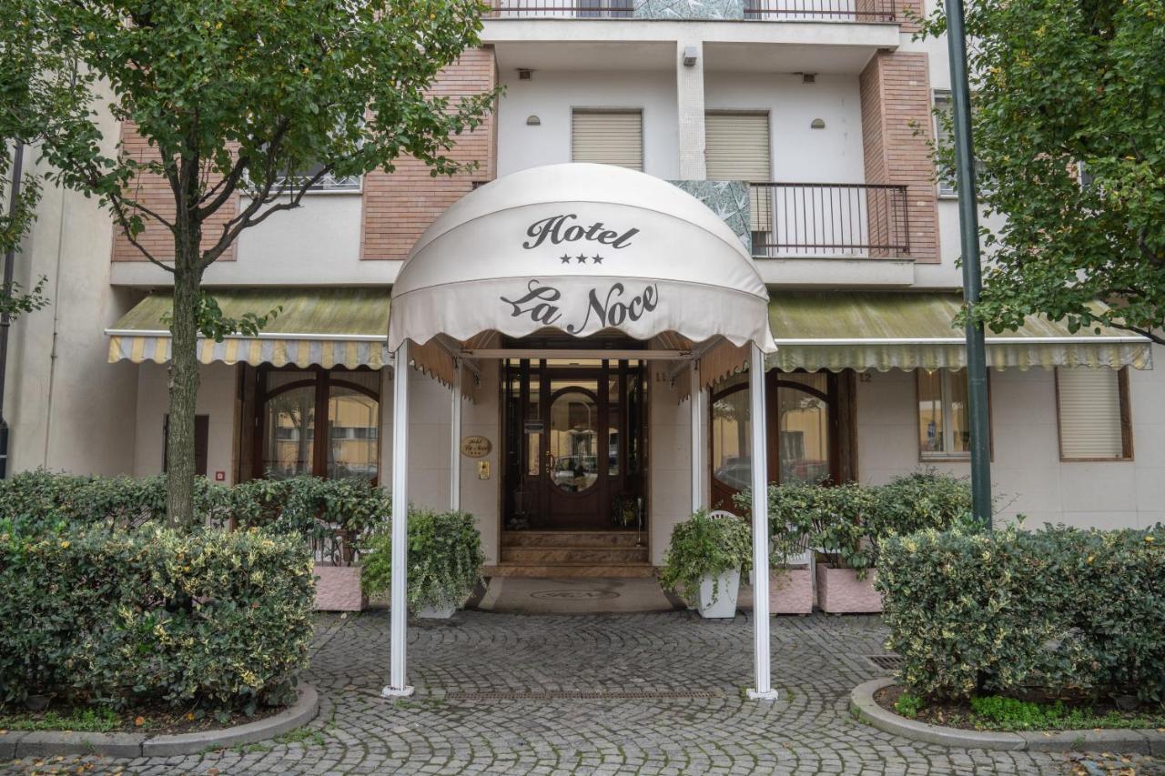 Hotel La Noce Chivasso Bagian luar foto