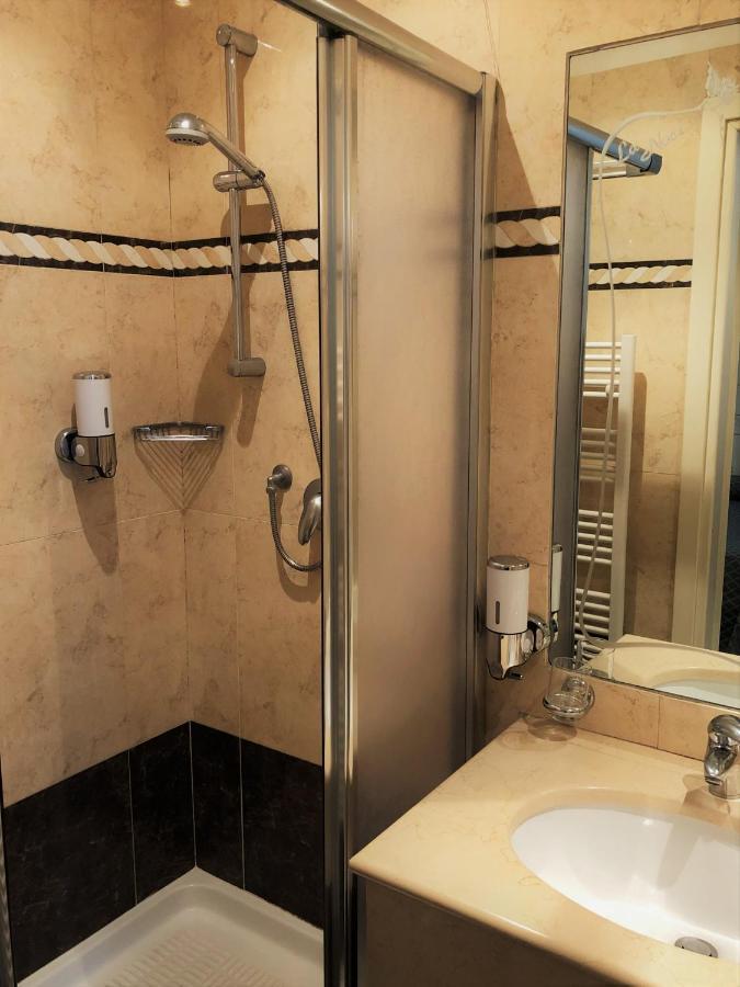 Hotel La Noce Chivasso Bagian luar foto