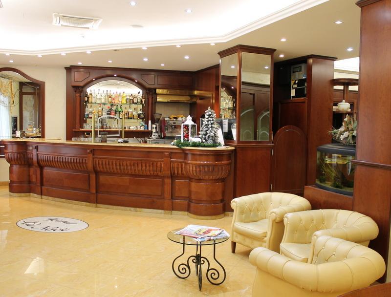 Hotel La Noce Chivasso Bagian luar foto