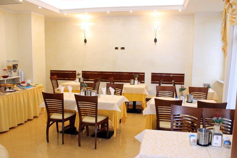 Hotel La Noce Chivasso Bagian luar foto